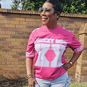 Chris Brown Tour 2025 Breezybowl Hot Pink and White Graphic Jersey Top